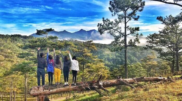 Trekking đến núi Samson, chèo kayak Hồ Tuyền Lâm